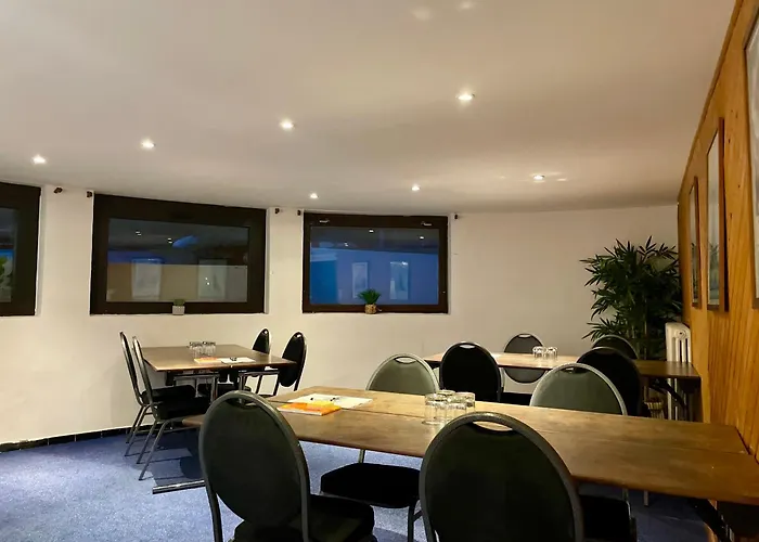 Chalet Hotel La Sapiniere